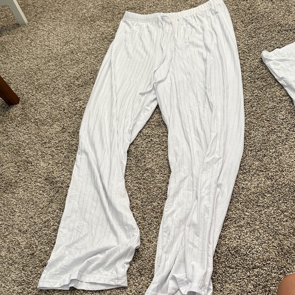 White Ribbed Tank Top - Picture 2 of 3